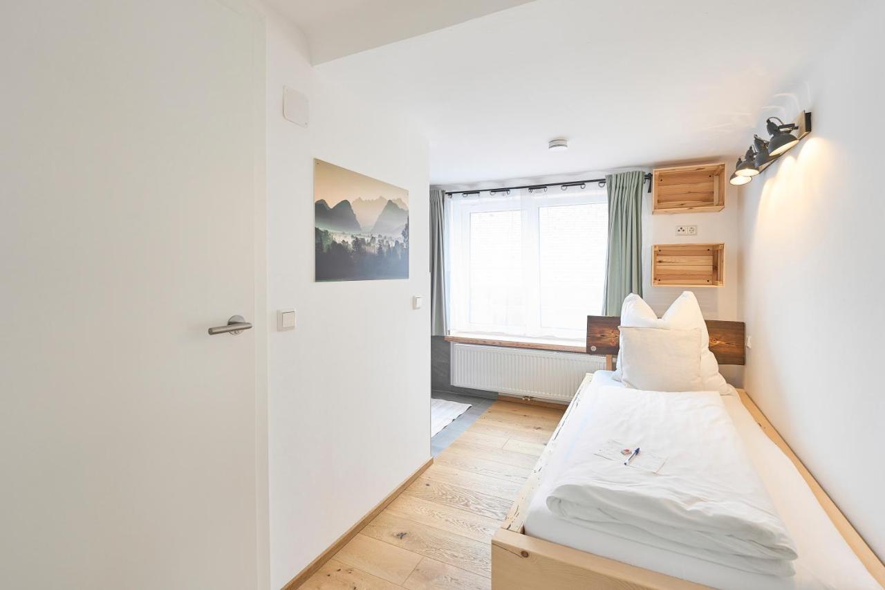 Gastehaus Zeitraum Bed & Breakfast Admont Bagian luar foto